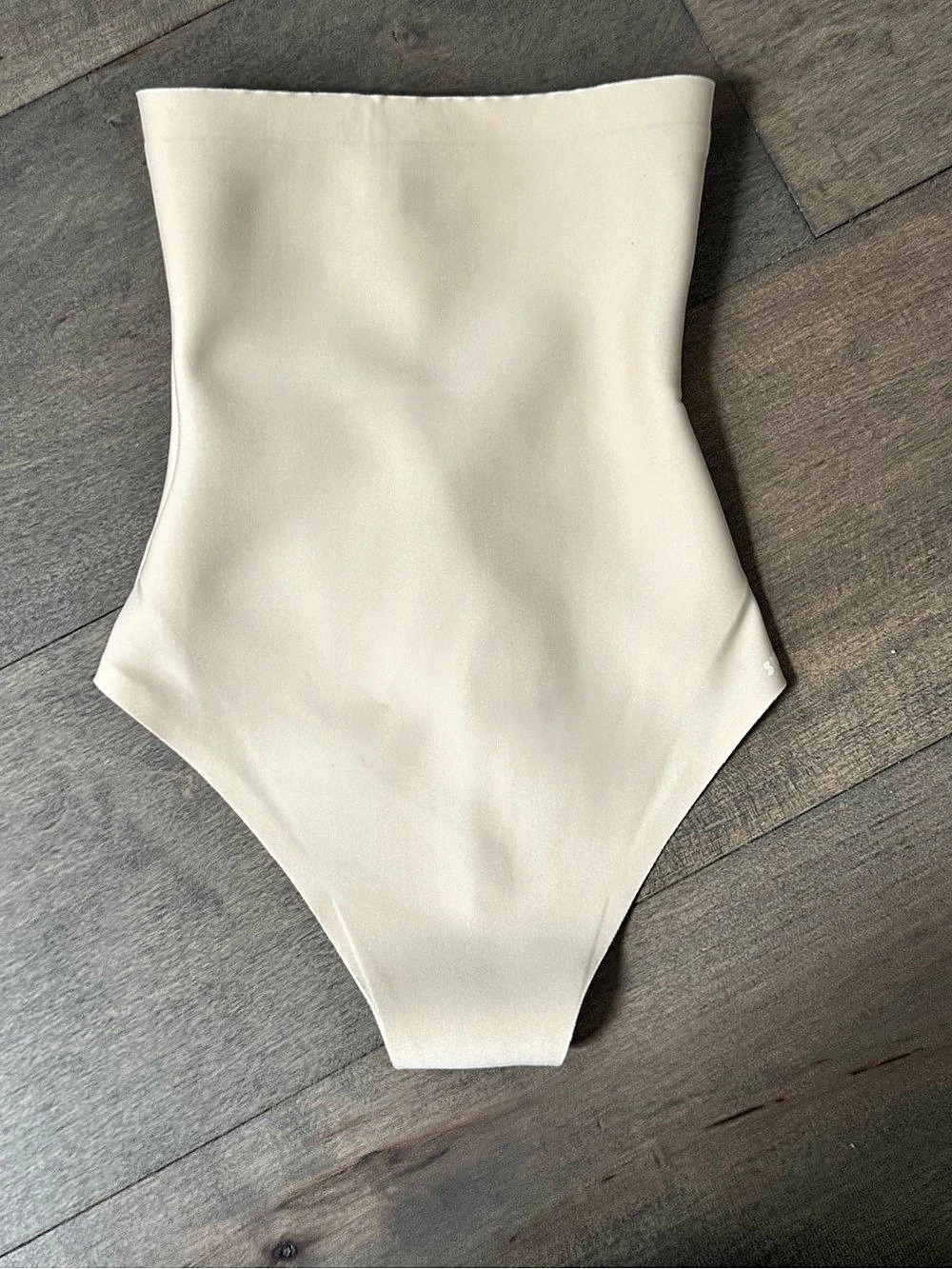 Skims XS High Waisted Thong NWOT